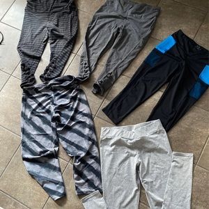 Workout capri lot-4 pairs